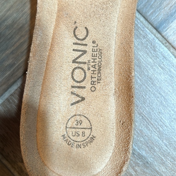 VIONIC Sandals Red size 8 - Picture 2 of 7